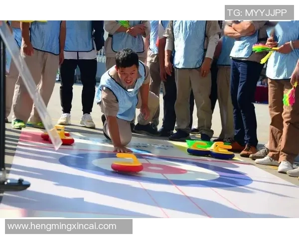 挖坑足球的魅力与挑战如何在竞技场上展现团队合作与个人技术的完美结合