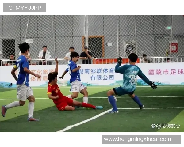 湖州足球热潮来袭购买足球装备助力青少年运动发展