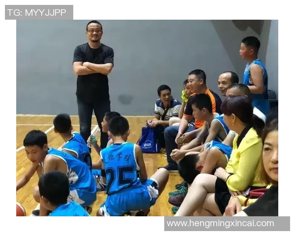 胡老师足球课堂：培养孩子们的团队精神与竞技意识